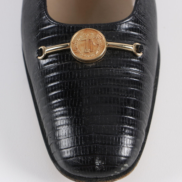 Salvatore Ferragamo Black Lizard Pumps Size 5.5A - Picture 3 of 6